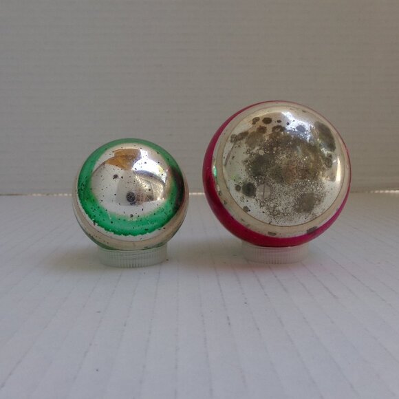Vintage Lot of 2 Shiny Brite Striped Round Ball Christmas Ornaments Silver Green - Picture 10 of 14